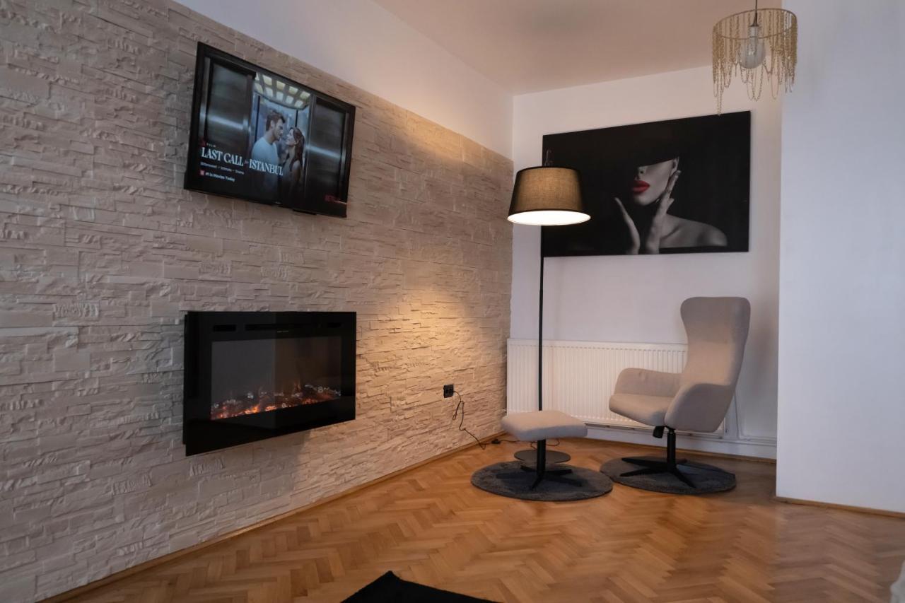 Casa Basarab Brasov Hotel Bagian luar foto