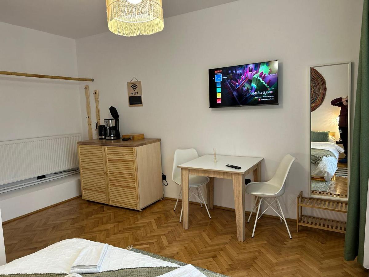 Casa Basarab Brasov Hotel Bagian luar foto