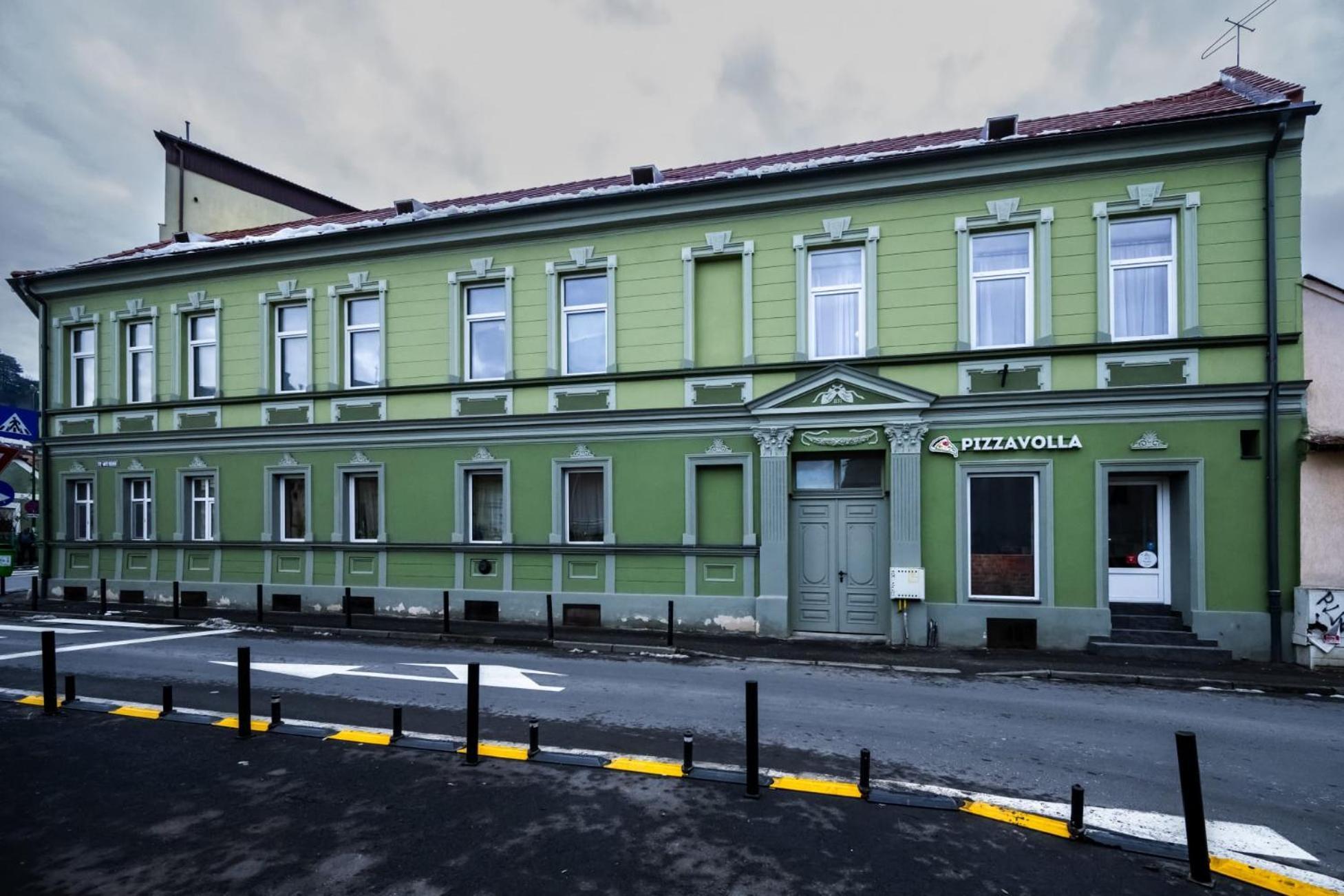 Casa Basarab Brasov Hotel Bagian luar foto